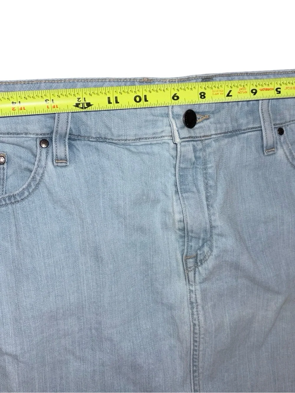 L.L.Bean Favorite Fit Light Wash Denim Skirt Size 14 Regular Stretch Jean Skirt